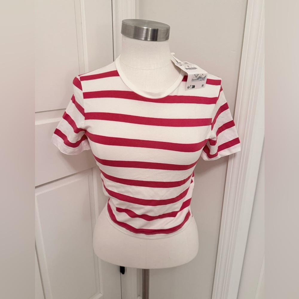 Zara Red and White Striped Short Sleeve Tee